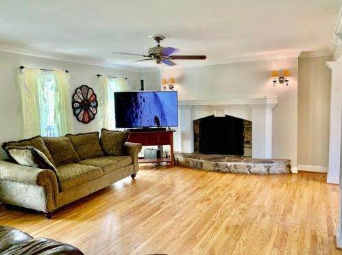 2286 Remington Ct, Marietta, GA 30066-2151