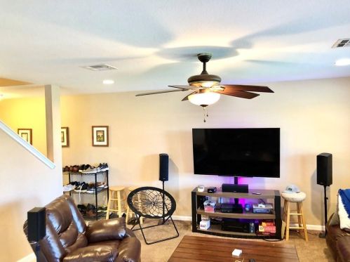 1412 Anise Dr, Austin TX  78741-7526 exterior