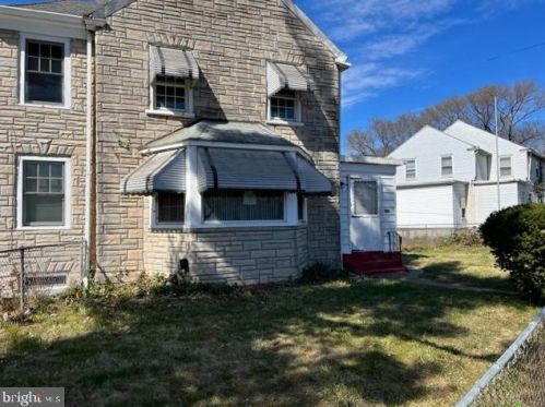 3081 Mount Ephraim Ave, Camden, NJ 08104-3218