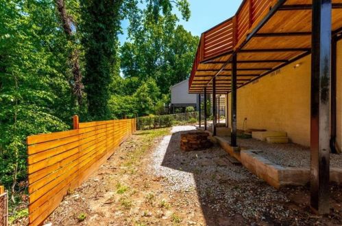 517 Hascall Rd, Atlanta GA  30309-2227 exterior