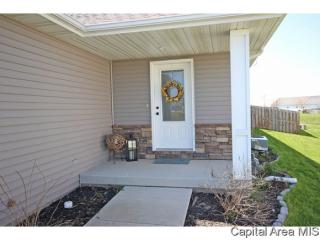 154 Jennifer Ct, Chatham, IL 62629-2020