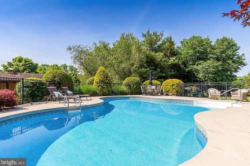 31 Orchard Dr, Harrison Township, NJ 08062-9470
