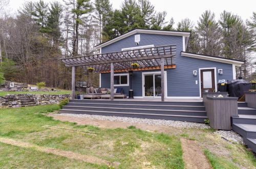 83 Oxbow Rd, Hinsdale, NH 03451-2047