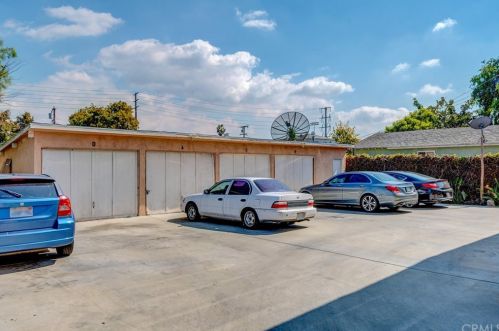 6028 Otis Ave, Walnut Park, CA 90255-3468