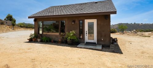 11781 Mesa Verde Dr, Valley Center, CA 92082-5049