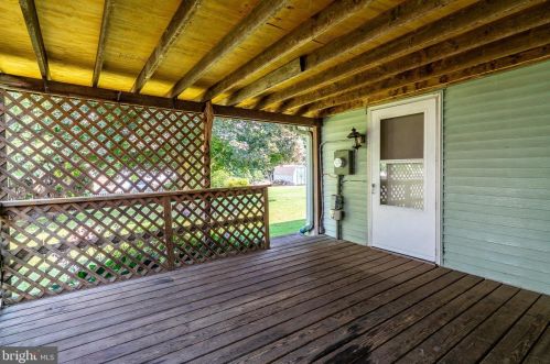 1081 Monticello Ln, Lancaster PA  17603-9410 exterior