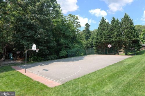 255 Lower Magothy Beach Rd, Severna Park MD  21146-2118 exterior