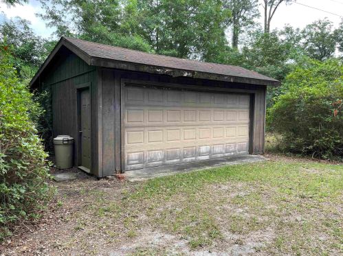 704 Central Blvd, Pineora, GA 31312-4329