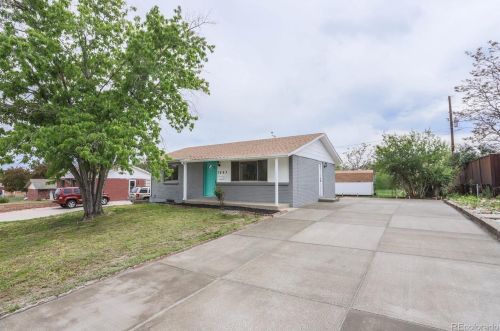 7883 Greenwood Blvd, Denver CO  80221-3770 exterior
