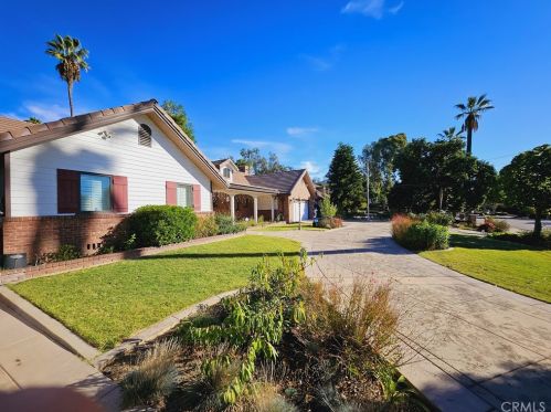 809 Palm Dr, Glendora, CA 91741-2266