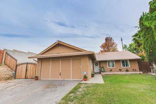 11015 Chivers Ave, Los Angeles CA  91331-1535 exterior