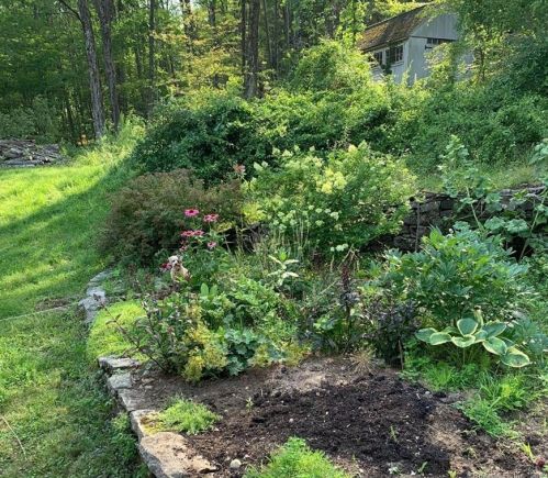 128 Cornwall Hollow Rd, Cornwall CT  06796-1617 exterior