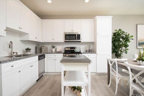 20069 Redrock Ave, Riverside, CA 92507-2965