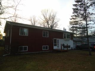 170 Tanglewood Dr, Colchester VT  05446-6973 exterior