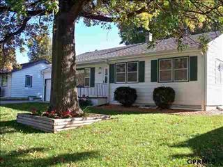 227 Wesgaye St, Gretna, NE 68028-7849
