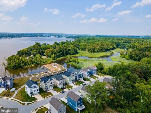 353 Marina Ave, Aberdeen MD  21001-4204 exterior