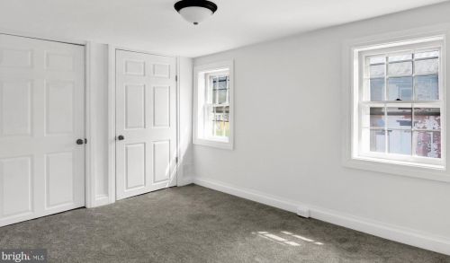 136 East St, Carlisle PA  17013-2515 exterior