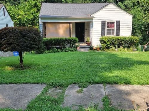 40 Lakeview Dr, Atlanta, GA 30317-2641