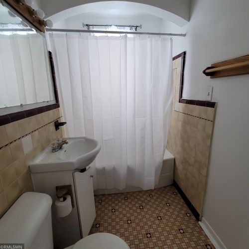 593 Cook Ave, Saint Paul MN  55130-3836 exterior