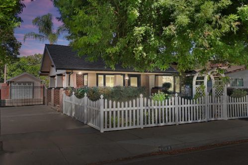 517 Semple St, Modesto, CA 95354-0450