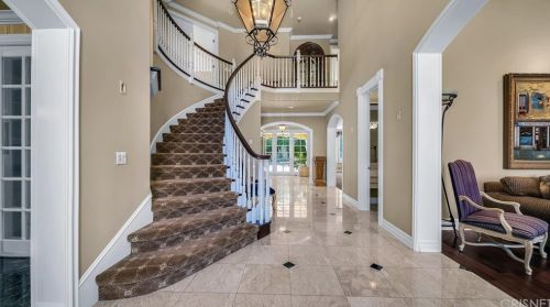 25532 Gaylord Ct, Calabasas, CA 91302-3166