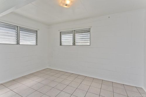 1781 Puowaina Dr, Honolulu HI  96813-1735 exterior