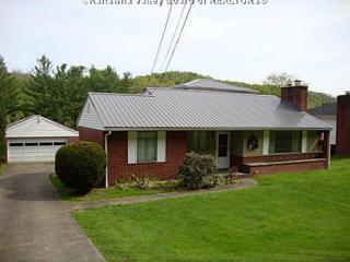 3822 Crede Dr, Charleston WV  25302-4713 exterior
