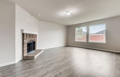 5704 Mountain Bluff Dr, Fort Worth TX  76179-7219 exterior