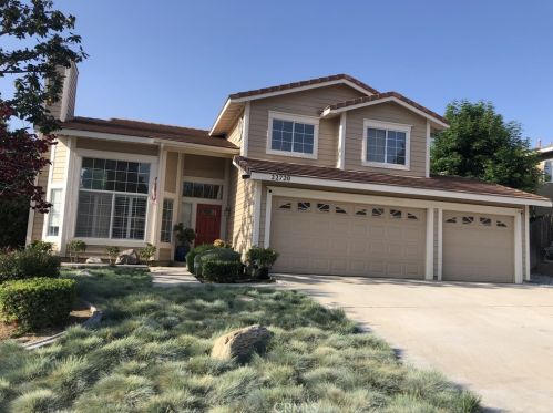 22720 Robin Way, Colton, CA 92313-6139