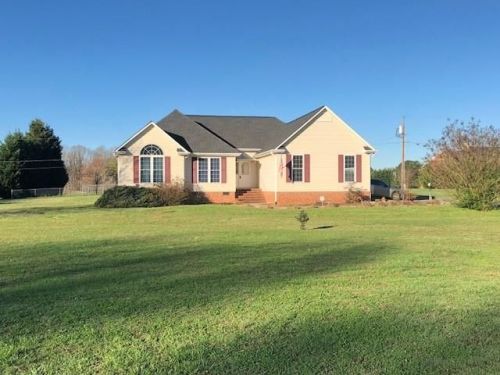 305 Griffin Rd, Belton, SC 29627-9728
