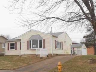 7116 Howell St, Davenport IA  52806-1234 exterior