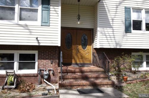 490 Van Emburgh Ave, Ridgewood, NJ 07450-2229