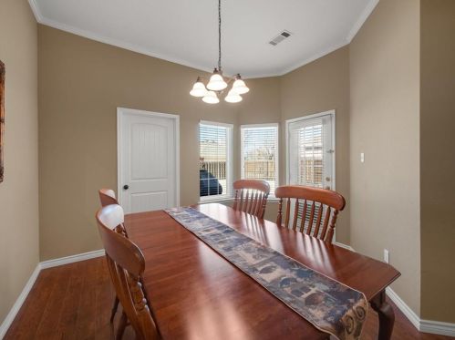 3833 Harrison Dr, Carrollton TX 75010-6323 exterior