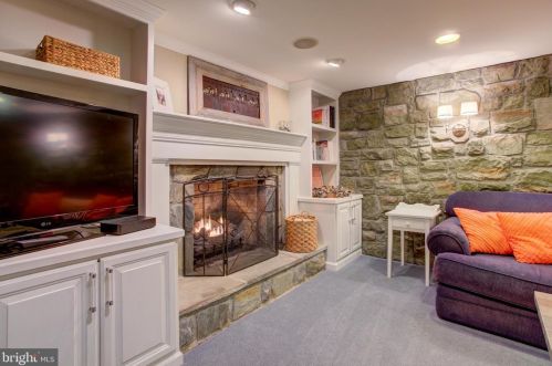 1853 Rockvale Rd, Lancaster PA  17602-1315 exterior