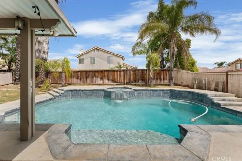 7642 Northrop Dr, Riverside CA  92508-6074 exterior