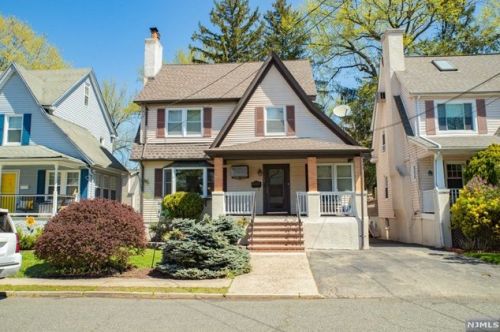 53 Palisade Ave, Cresskill, NJ 07626-2117