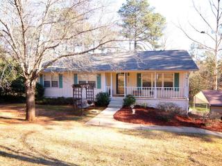 1060 Briarwood Trl, Watkinsville, GA 30677-1940