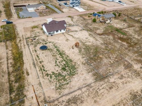 1392 Moonbeam Dr, Pueblo CO  81007-1248 exterior