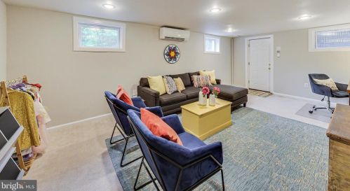 610 Ellsworth Dr, Silver Spring MD 20910-4301 exterior