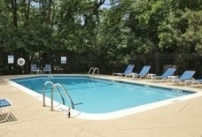 1609 Pebblecreek Dr, Glenview IL  60025-2066 exterior