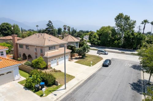 703 Sharon Rd, Arcadia, CA 91007-7888