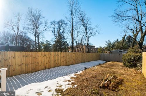 277 Lk, Haddonfield NJ 08033-1509 exterior