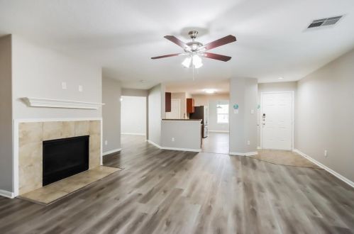 9876 Lace Flower Way, Conroe TX  77385-6085 exterior