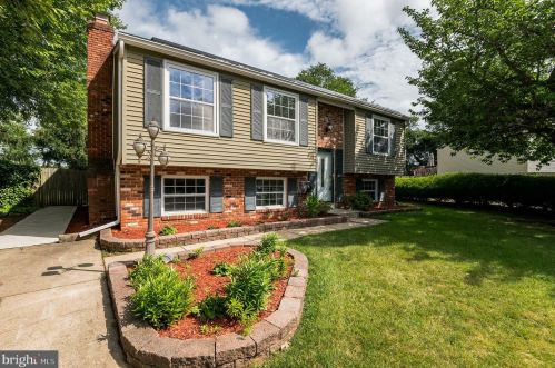 5 Foxwood Ct, Erial, NJ 08081-1307