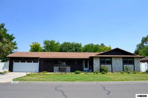 1573 Wildrose Dr, Minden, NV 89423-4049