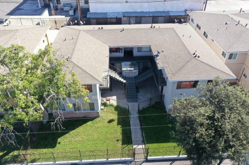 1143 Poplar St, Santa Ana, CA 92704-3427