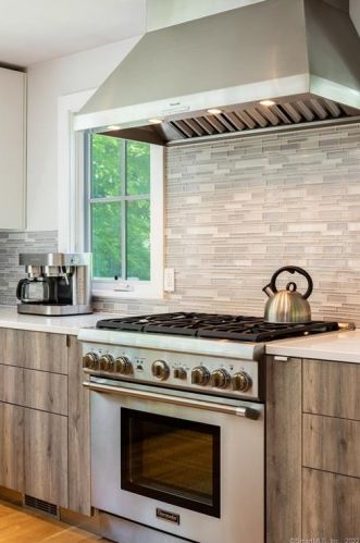 86 Lower Cross Rd, Greenwich CT  06831-3002 exterior