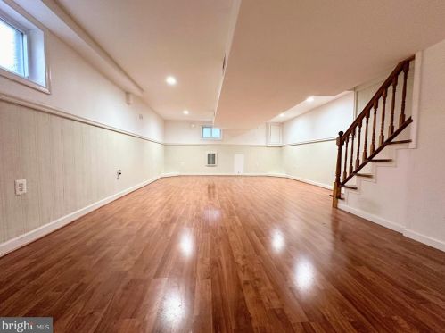 8455 12 Ave, Silver Spring MD 20903-3304 exterior