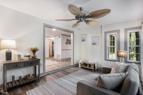 178 Barone Pl, Atlanta GA  30327-1073 exterior
