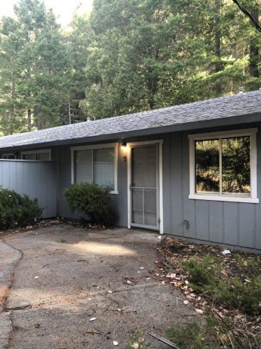 25343 Madrone Dr, Willits, CA 95490-8312